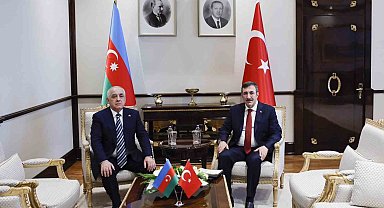 Cumhurbaşkanı Yardımcısı Yılmaz, Azerbaycan Başbakanı Asadov ile görüştü