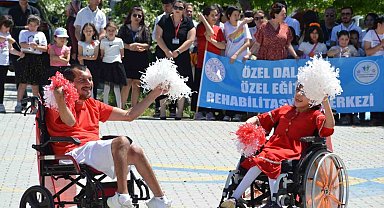 Dalaman'da Engelliler Haftası'nda öğrenciler engel tanımadı