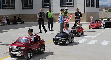 Demirözü'nde Karayolu Trafik Haftası çeşitli etkinliklerle kutlandı