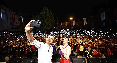 Denizli'de 19 Mayıs coşkusu Göksel konseriyle taçlandı