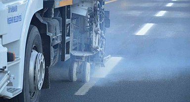Diyabakır'da bulvar ve caddelerde yol çizgileri yenileniyor