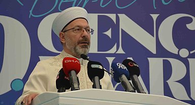 Diyanet İşleri Başkanı Erbaş: "Yeni medya mecralarında algı çoğu zaman gerçeğin önüne geçebilmekte"