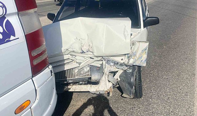 Diyarbakır'da maddi hasarlı zincirleme kaza