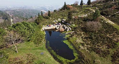 Doğaseverlerin Antik Dragon Vadisi'nde zamanda yolculuğu