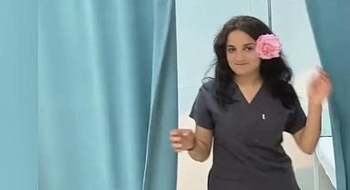 Doğum gününde kazada ölen hemşirenin ailesi isyan etti