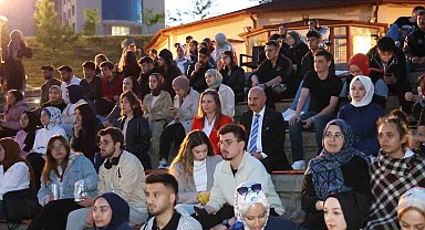 Düzce Üniversitesi'nde açık hava sinema günleri