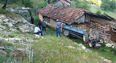 Emet'te devrilen traktörün altında kalan genç hayatını kaybetti