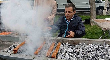Engelli vatandaşlar mangalda buluştu