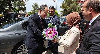Erbakan'dan Konya'da belediye ve parti teşkilatlarına hayırlı olsun ziyareti