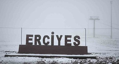 Erciyes'e mayıs ayında kar yağdı