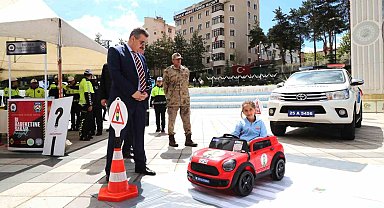 Erzurum'da bir ayda 78 bin 444 araç denetlendi