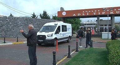 Esenyurt'ta arkadaşı tarafından silahla öldürülen çocuğun cenazesi Adli Tıp Kurumu'ndan teslim alındı