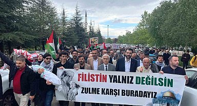 Eskişehir Osmangazi Üniversitesinde Filistin'e destek yürüyüşü gerçekleştirildi
