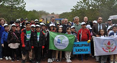 Eskişehir'de "Orman Benim" etkinliğinde, yangınlara neden olabilecek malzemeler toplandı