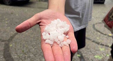 Eskişehir'de sağanak yağmur ve dolu etkili oldu