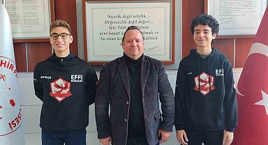 Eskişehirli lise öğrencileri fizik ve kimya projeleri ile 4 ödül aldı