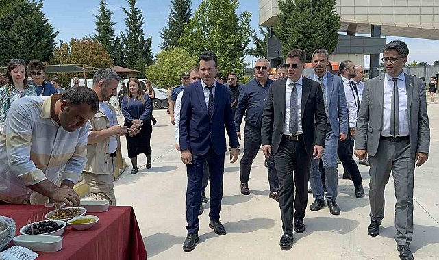 Ezine'de Geleceğe Yatırım: Gıda İhtisas OSB Meslek Yüksekokulu Günleri Coşkuyla Kutlandı