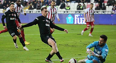 Galatasaray ile Sivasspor 36. randevuda