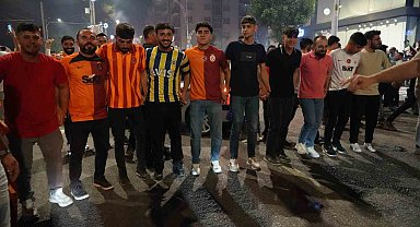 Galatasaray'ın şampiyonluğu Şanlıurfa'da halaylarla kutlandı