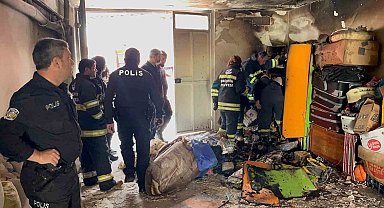Garajda çıkan yangında dumandan etkilenen 2 kişi hastaneye kaldırıldı