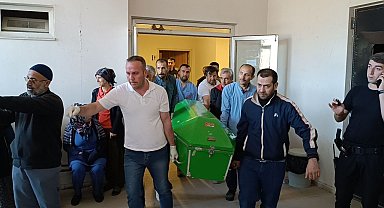 Gaziantep'teki feci kazada ölenlerin cenazeleri yakınlarına teslim edildi