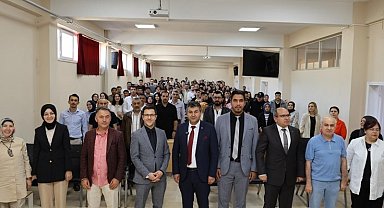 Gediz'de Başkan Akel kariyer günlerinin konuğu oldu