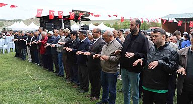 Gemiçli Yörüklerden Hıdırellez Şenliği ve şükür duası