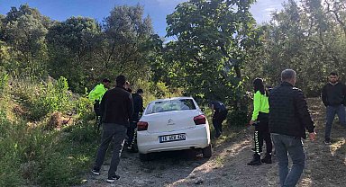 Gemlik'te polisten kaçan araç, terk edilmiş olarak bulundu