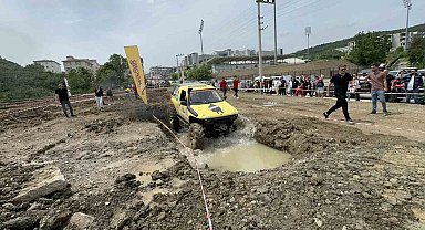Gençler adrenaline doydu