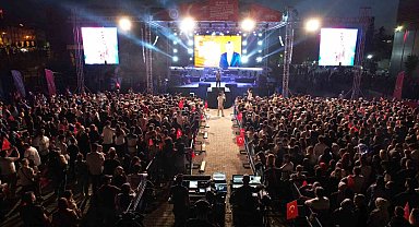 Gençlik bayramı konserlerle kutlanmaya devam ediyor