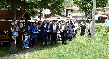Göncek köyü anasınıfı öğrencilerinin el işi ürünleri doğayla içi içe sergilendi