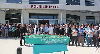 Görevi esnasında beyin kanaması geçiren güvenlik görevlisi son yolculuğuna uğurlandı