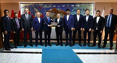 Güneydoğulu ihracatçılardan Şırnak Valisi Atay'a ziyaret