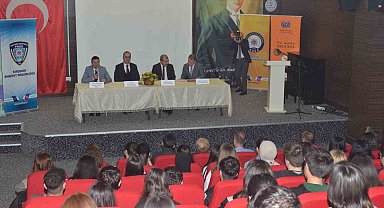 Güvenli Gelecek İçin Bilinçli Toplum Projesi Paneli düzenlendi