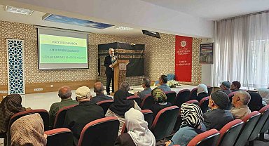 Hacı adaylarına uygulamalı hazırlık kursu düzenlendi