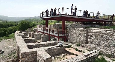 Hadrianopolis'teki bin 600 yıllık Roma Hamamı cam teras ile korunuyor
