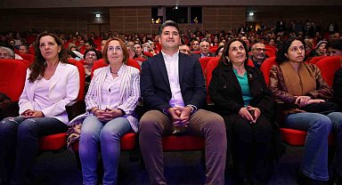 Halk Ozan Aşık Mahzuni Şerif Ataşehir'de anıldı