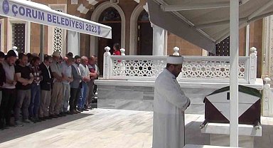 Hastane morgunda cesetler karıştı