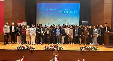 Hastane yöneticileri öğrencilere hemşirelik mesleğini anlattı