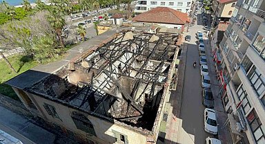 Hatay'da 200 yıllık binadaki yangının sebebi araştırılıyor