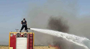 Hatay'da buğday tarlasında yangın