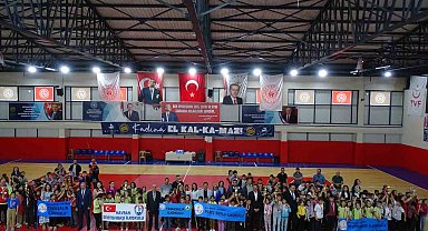 Havran'da geleneksel çocuk oyunları şenliği ödül töreni yapıldı