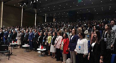 Hemşirelik mesleğinin duayenleri Medipol'de bir araya geldi