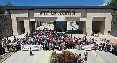 Hitit Üniversitesi öğrencileri Filistin için yürüdü