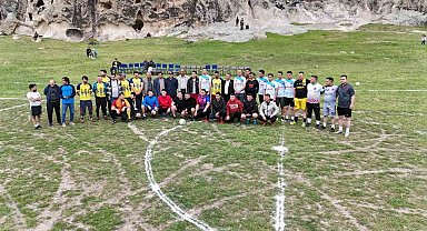İhsaniye'de Frigya 1. Geleneksel Futbol Turnuvası düzenlendi
