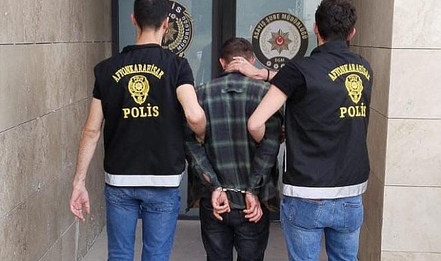 İki ayrı suçtan 10 yıl 10 ay hapis cezası ile aranan şahsı polis yakaladı