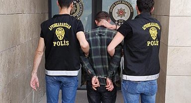 İki ayrı suçtan 10 yıl 10 ay hapis cezası ile aranan şahsı polis yakaladı