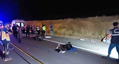 İki motosiklet çarpıştı, 2 sürücü de hayatını kaybetti