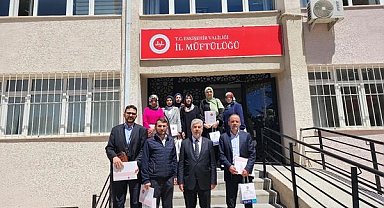 İl Müftülüğü engellilere dokunmak için işaret dili kursu verdi