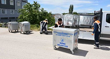 İnönü'de çöp konteynırları yenileniyor